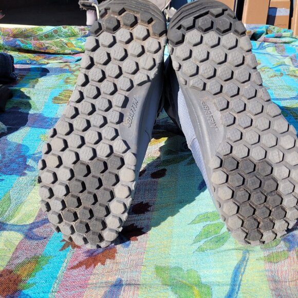 Baffin Winter Boot "Escalate" Lightly Used - Picture 5 of 5